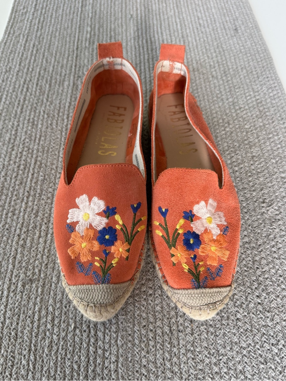 Fabiolas Floral Embroidered Coral Suede Leather Espadrilles Size 38 - Picture 3 of 15